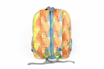 Mochila Maxi Bavoom Prisma Verão - vista traseira com alças cinza